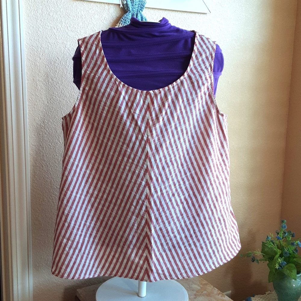 Max Studio Sleeveless Striped Top